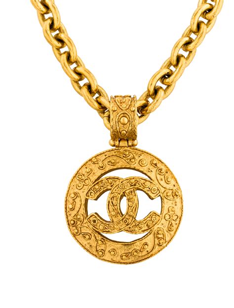 chanel logo jewelry 10k gold|Chanel necklace set.